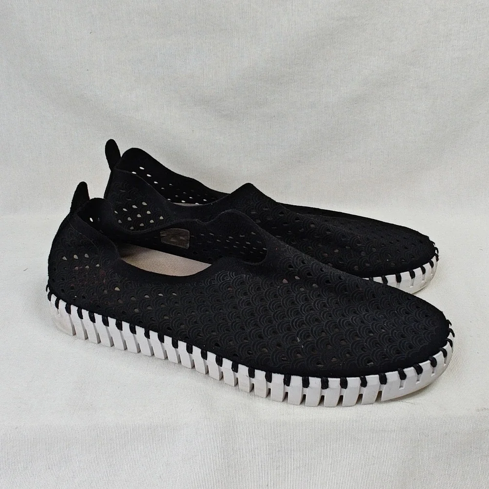 Ilse Jacobsen Tulip 139 Slip On Sneakers‎ 38 Black Laser Cut Scalloped Flats